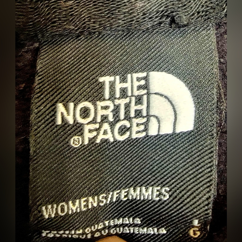 The North Face Women's Black Hoodie - Picture 4 of 4